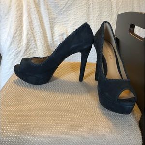 Antonio Melani Blue Suede Platform heels size 8.5
